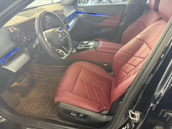 BMW 5 Series 2024 Model 530Li Leading Model M Sports Set – фото 9