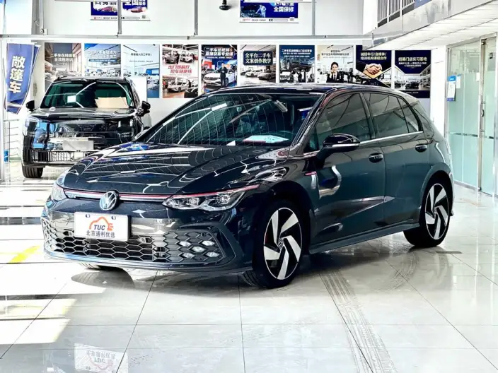Volkswagen Golf GTI 2021 Model 380TSI DSG GTI – фото 1