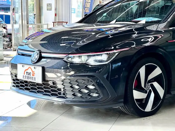 Volkswagen Golf GTI 2021 Model 380TSI DSG GTI – фото 4