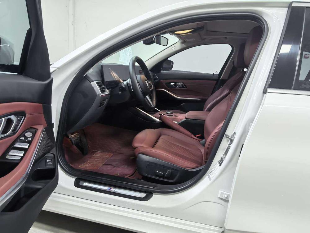 BMW 3 Series 2023 325Li M Sport Package – фото 12