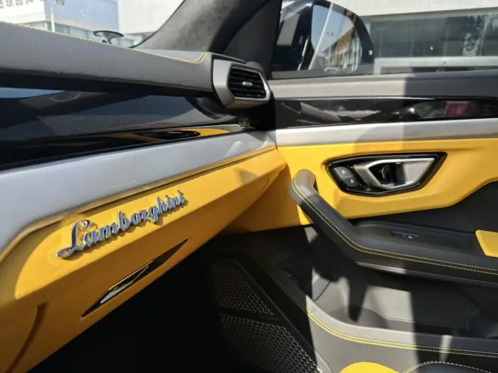 Urus 2022 Model 4.0T V8 Performante – фото 7