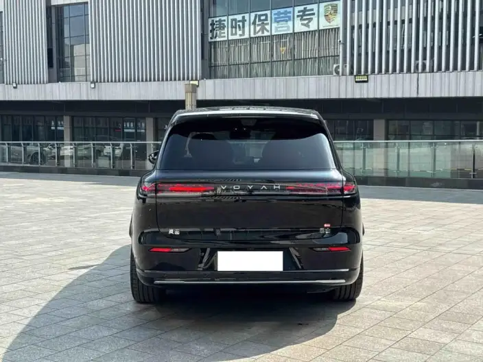 Voyah Taishan P HEV 2026 Model Ultra Edition – фото 6