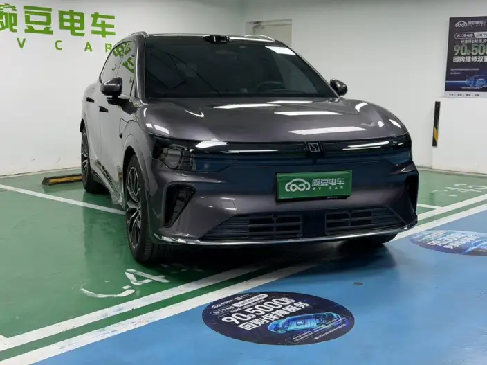 ZEEKR 7X 2026 Model 75kWh Rear Drive Max Edition