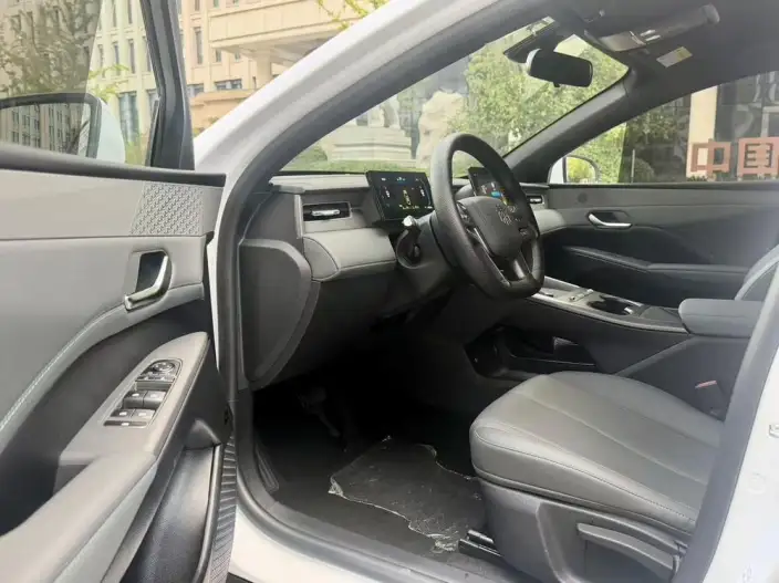 BYD Qin PLUS DM 2026 Model DM-i 128KM Enterprising Model – фото 8