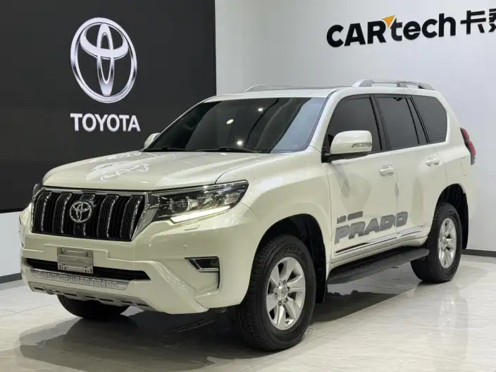 Toyota Prado 2023 Model 4.0L Automatic 4WD 7 seat Parallel Imported – фото 1