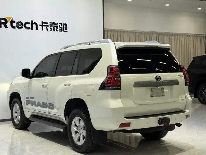 Toyota Prado 2023 Model 4.0L Automatic 4WD 7 seat Parallel Imported – фото 5