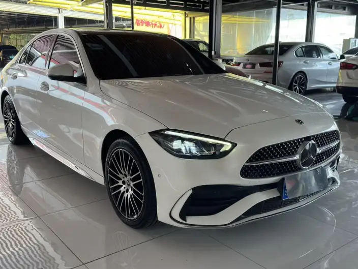 Mercedes-Benz C-Class 2022 Model C 260 L Sports Edition – фото 3