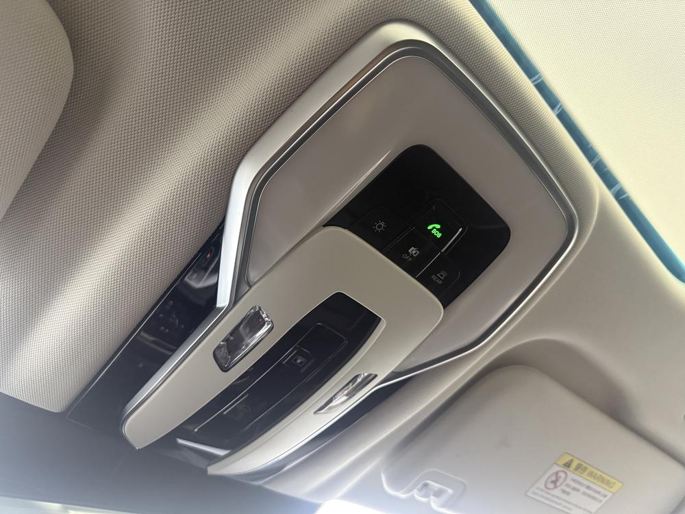HONGQI E-HS9 2022 690km Flagship Edition 6-Seater – фото 9