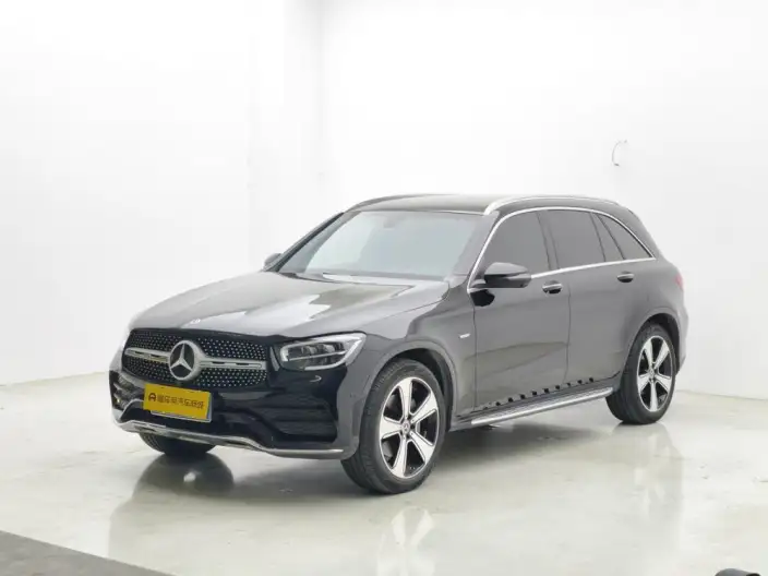 Mercedes-Benz GLC 2022 Model Facelift GLC 300 L 4MATIC Dynamic Model Collector Edition – фото 1