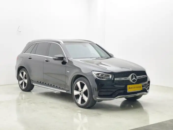 Mercedes-Benz GLC 2022 Model Facelift GLC 300 L 4MATIC Dynamic Model Collector Edition – фото 3