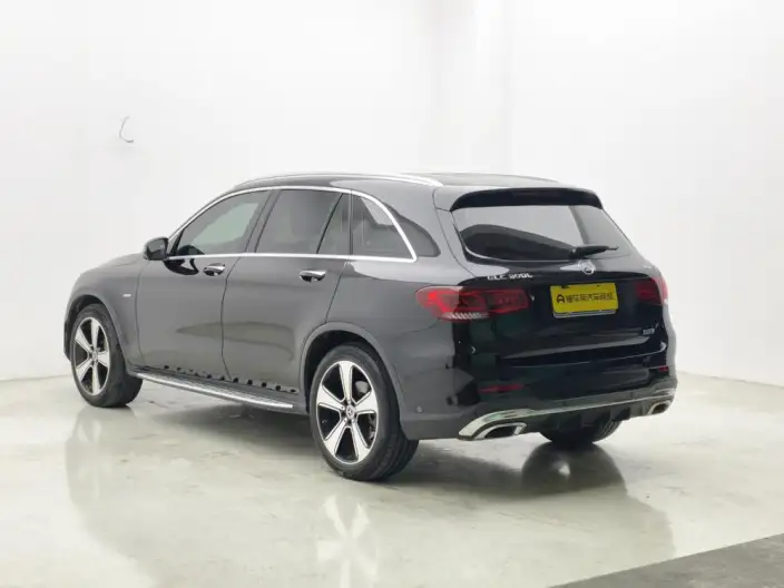 Mercedes-Benz GLC 2022 Model Facelift GLC 300 L 4MATIC Dynamic Model Collector Edition – фото 5