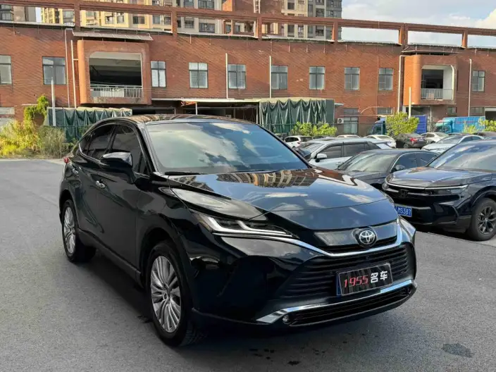 Toyota Harrier 2022 Model 2.0L CVT 2WD Exclusive Edition – фото 3