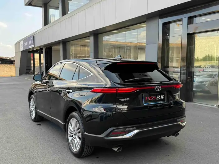 Toyota Harrier 2022 Model 2.0L CVT 2WD Exclusive Edition – фото 4
