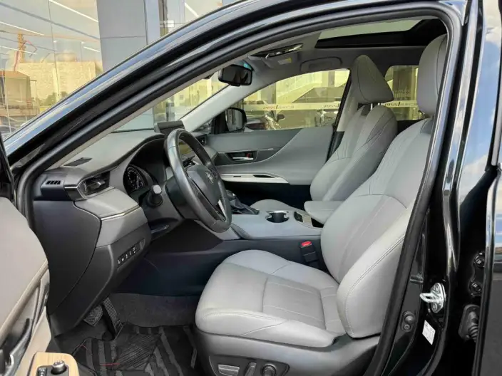 Toyota Harrier 2022 Model 2.0L CVT 2WD Exclusive Edition – фото 8