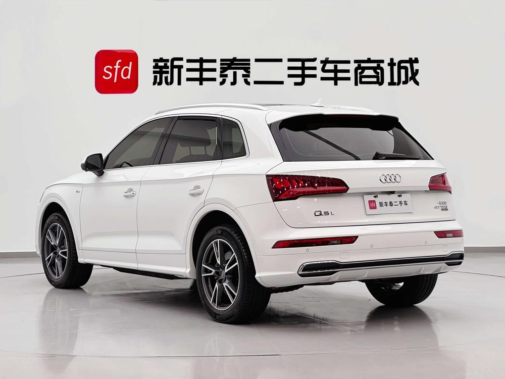Audi Q5L 2020 40 TFSI Honor Style