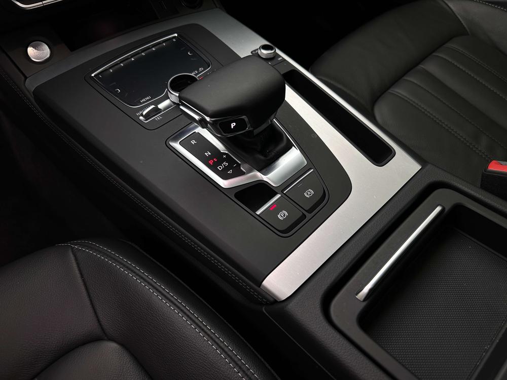 Audi Q5L 2020 40 TFSI Honor Style – фото 20