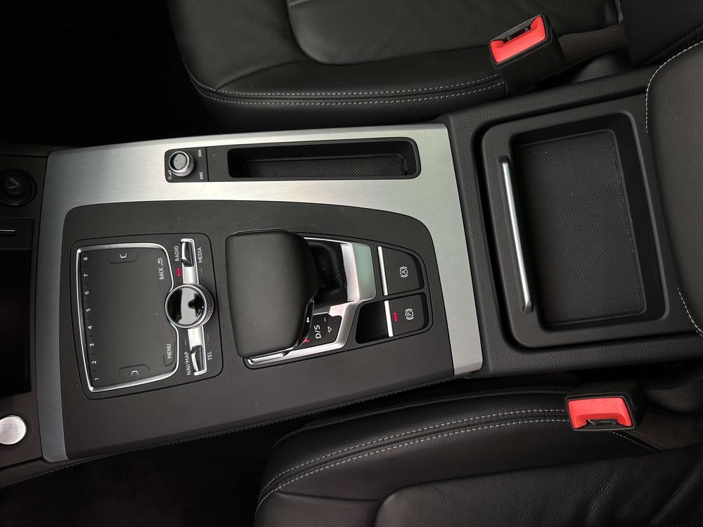 Audi Q5L 2020 40 TFSI Honor Style – фото 21