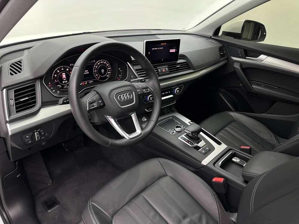 Audi Q5L 2020 40 TFSI Honor Style – фото 23