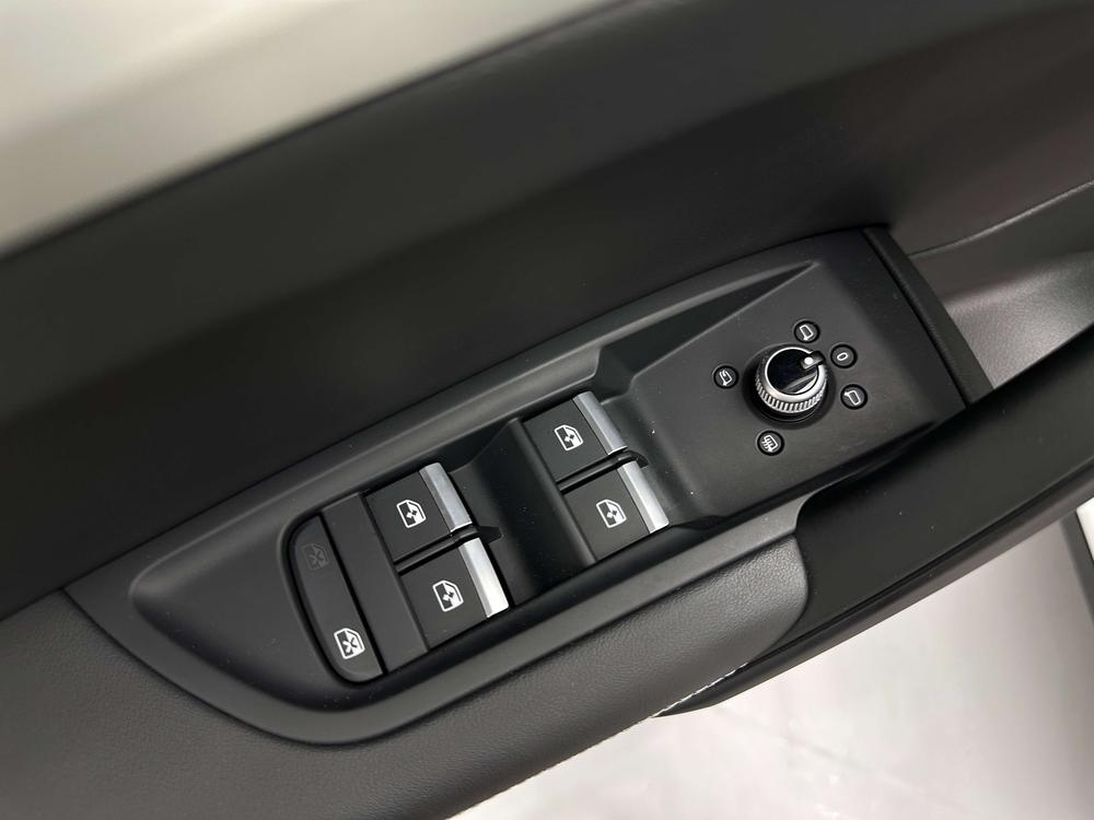 Audi Q5L 2020 40 TFSI Honor Style – фото 29
