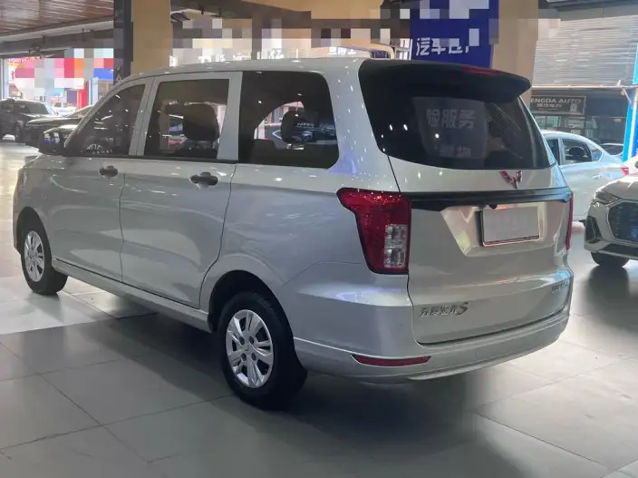 Wuling Hongguang 2021 Model 1.5L S Manual Standard Model