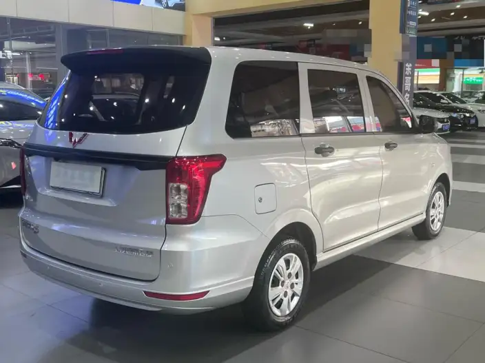 Wuling Hongguang 2021 Model 1.5L S Manual Standard Model – фото 6