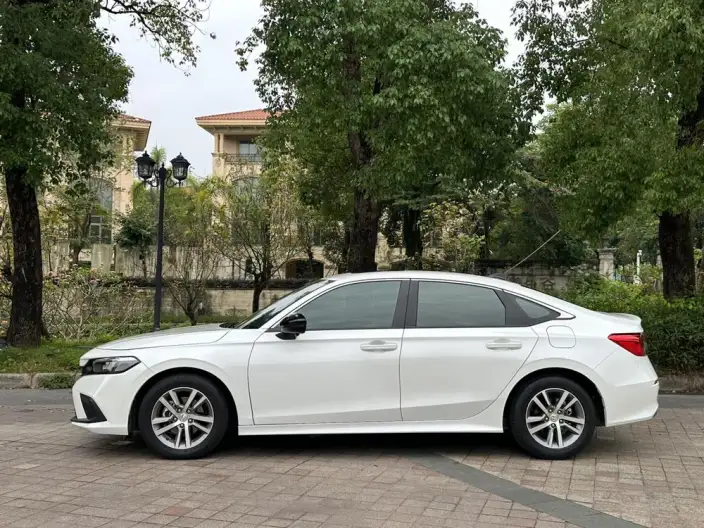 Honda Civic 2023 Model 240TURBO CVT Momentum Edition