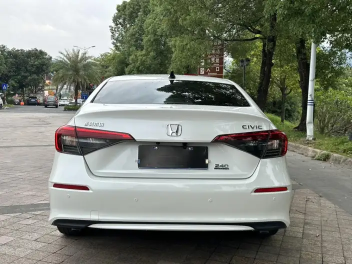 Honda Civic 2023 Model 240TURBO CVT Momentum Edition – фото 5
