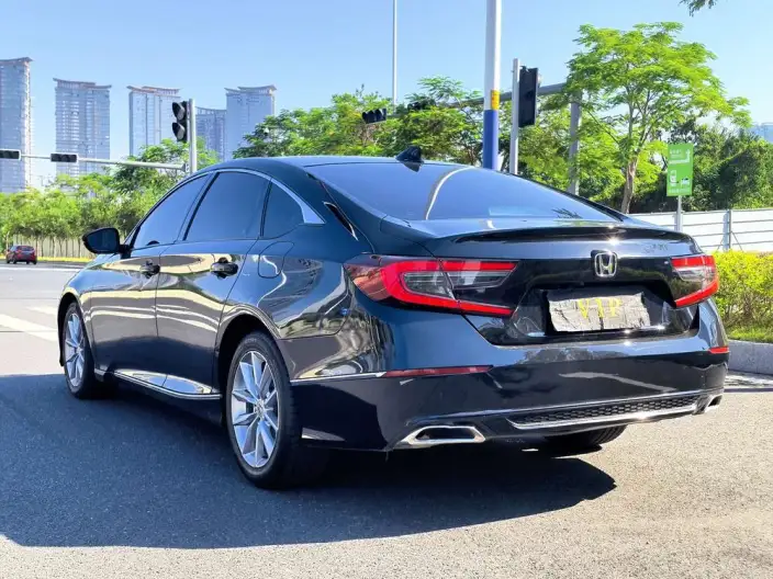 Honda Accord 2022 Model 260TURBO Deluxe Edition – фото 5