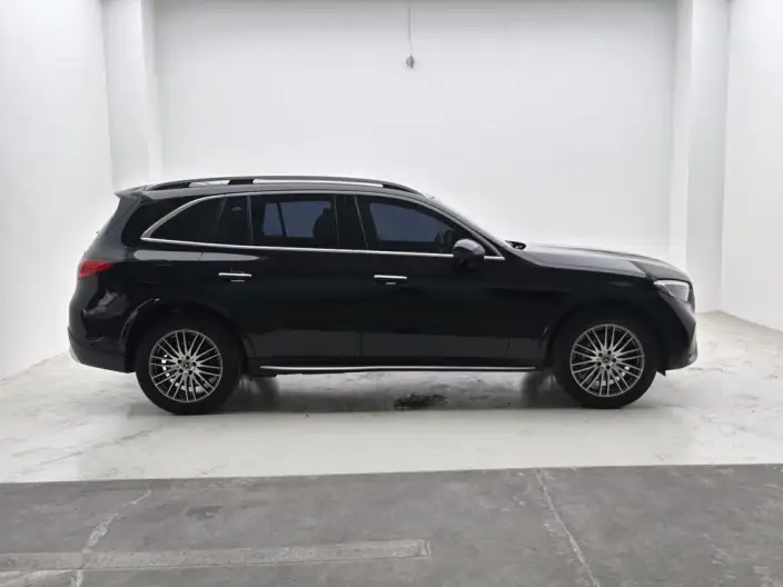 Mercedes-Benz GLC 2025 Model Facelift GLC 300 L 4MATIC Dynamic Model 5 seat – фото 8