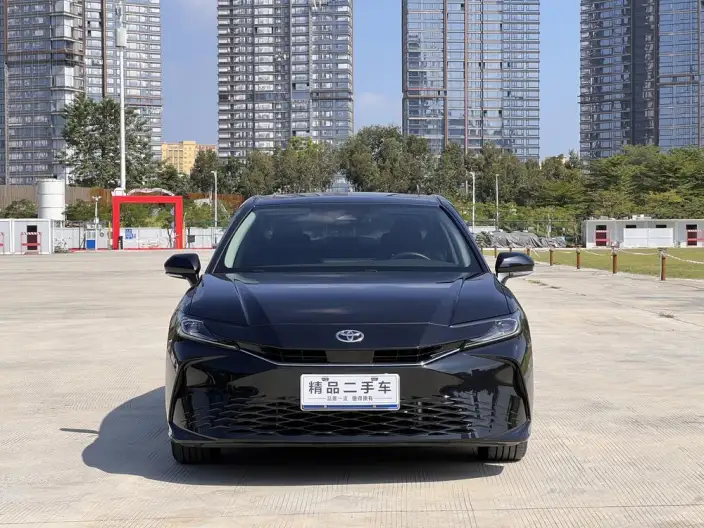 Toyota Camry 2026 Model 2.0GVP Deluxe Edition – фото 2