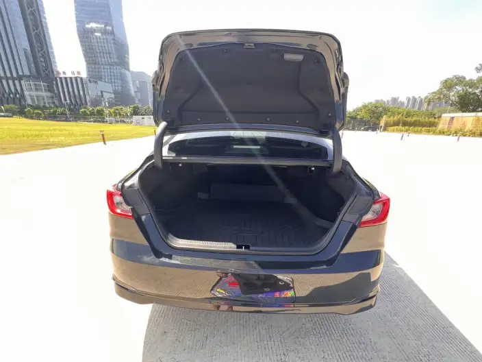 Toyota Camry 2026 Model 2.0GVP Deluxe Edition – фото 7