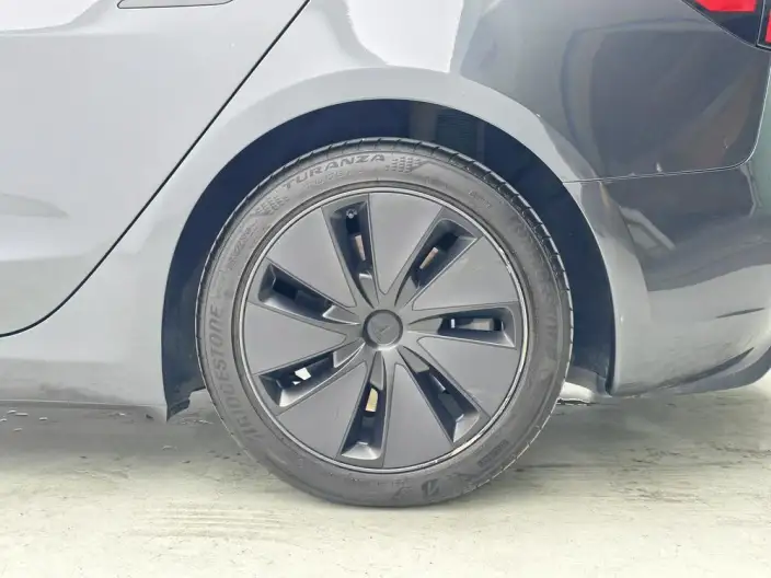 Model 3 2023 Model Long Battery Life Pro All-wheel drive version – фото 9