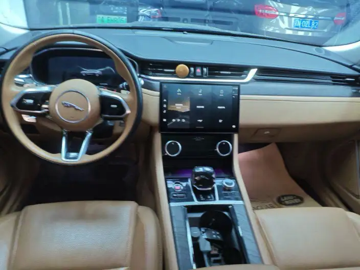 Jaguar XFL 2022 Model 2.0T P250 2WD Exclusive Deluxe Edition – фото 6