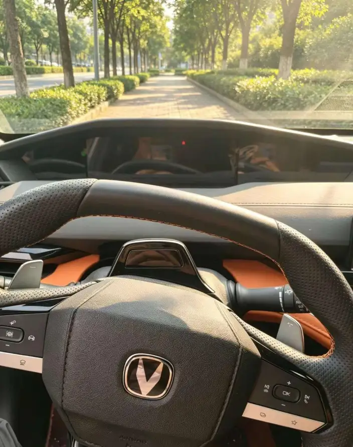 Changan UNI-V 2023 Model 1.5T Sports Edition – фото 6