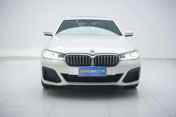 BMW 5 Series 2022 Model Facelift II 525Li M Sports Set – фото 2