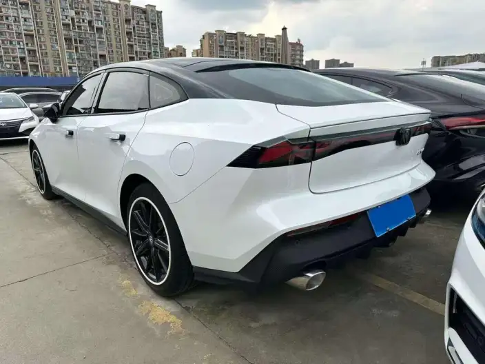 Changan UNI-V 2022 Model 1.5T Noble Model