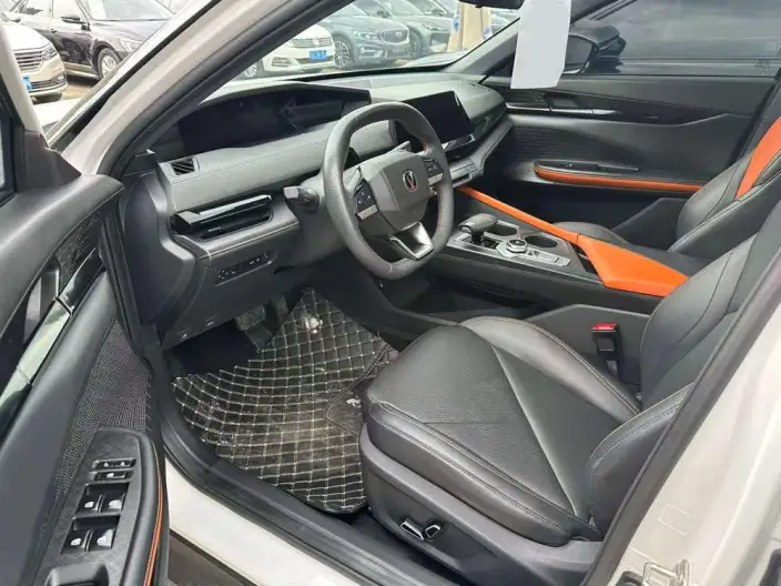 Changan UNI-V 2022 Model 1.5T Noble Model – фото 6