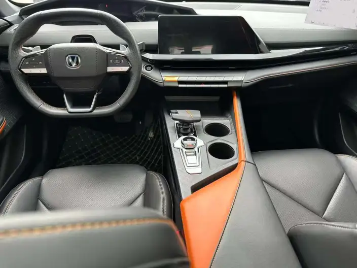 Changan UNI-V 2022 Model 1.5T Noble Model – фото 8