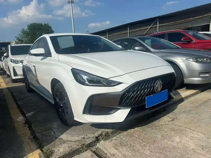 MG5 2023 Model 180DVVT CVT Youth Fashion Edition
