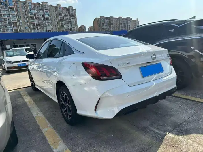 MG5 2023 Model 180DVVT CVT Youth Fashion Edition