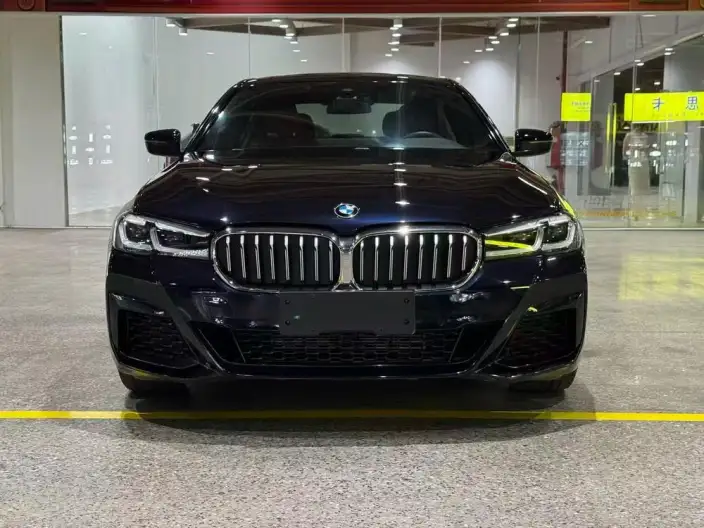 BMW 5 Series 2022 Model Facelift 525Li M Sports Set – фото 2