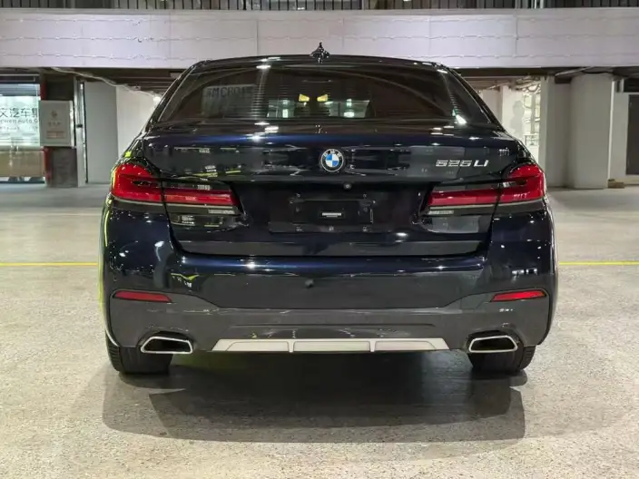 BMW 5 Series 2022 Model Facelift 525Li M Sports Set – фото 5