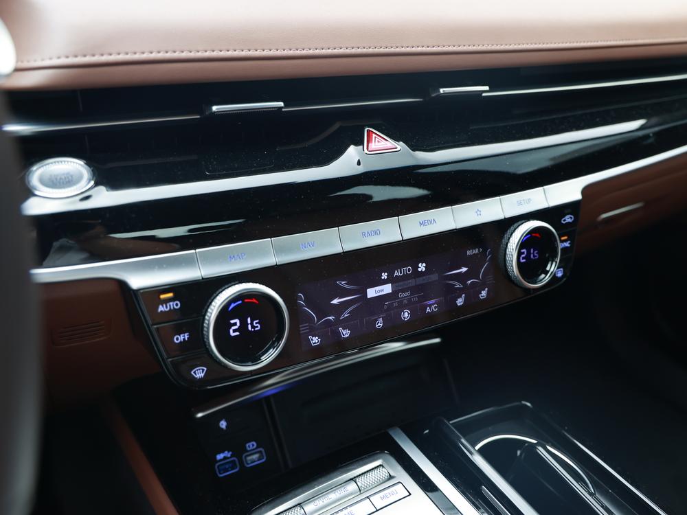 Genesis G80 2023 2.5T 2WD Luxury – фото 8