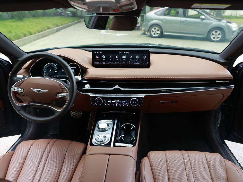 Genesis G80 2023 2.5T 2WD Luxury – фото 9