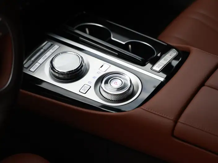 Genesis G80 2023 Model 2.5T 2WD Deluxe Edition – фото 12