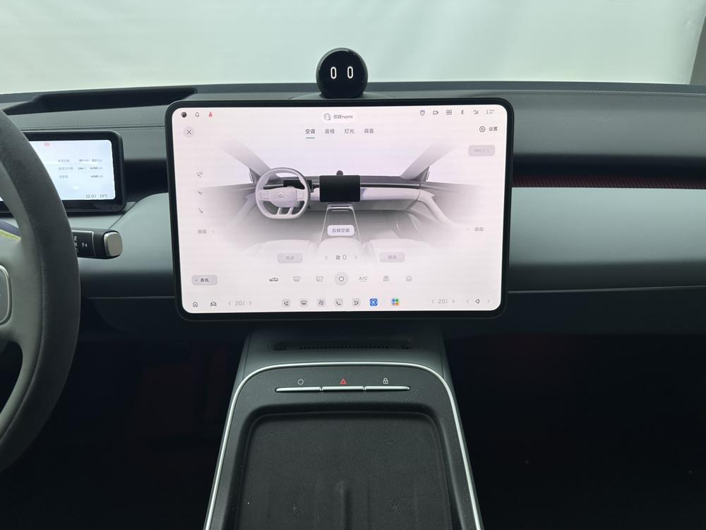 NIO ET5T 2025 75kWh Champion Edition – фото 10