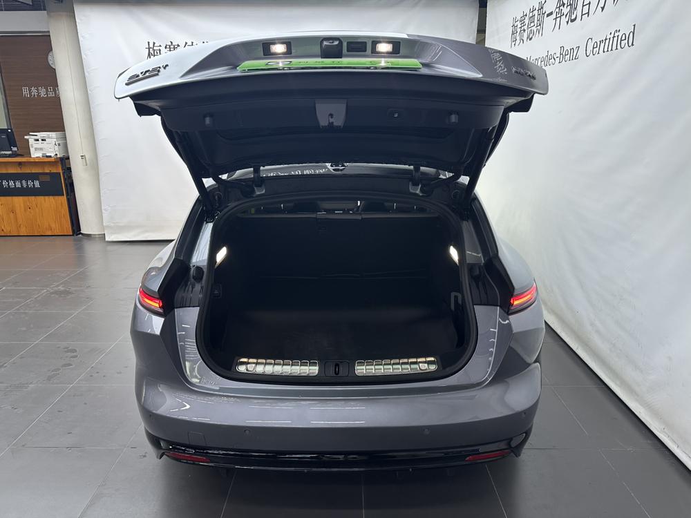 NIO ET5T 2025 75kWh Champion Edition – фото 17