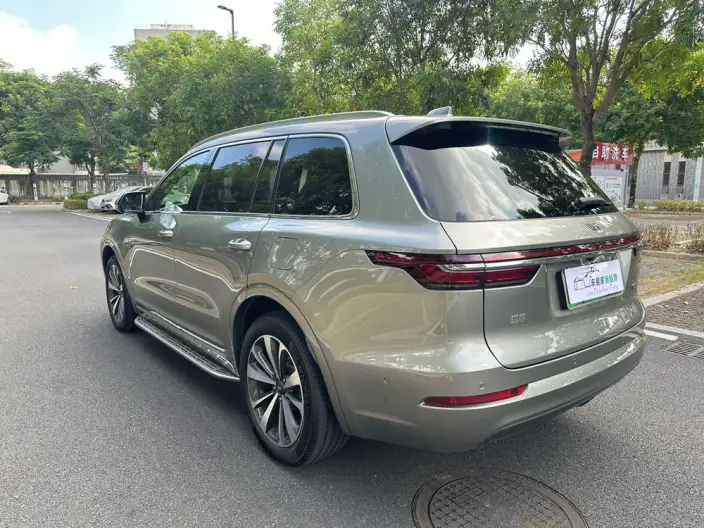 Li Auto ONE 2021 Model Extended Range 6 seat Edition – фото 5