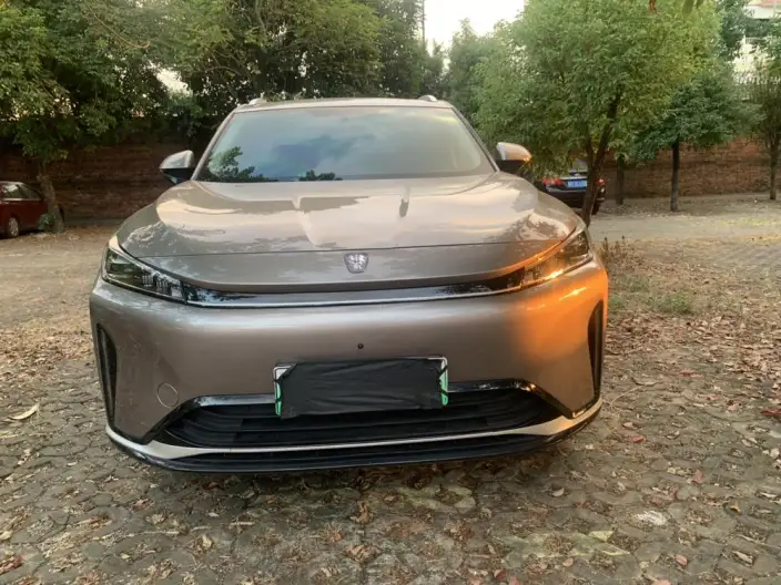 Roewe D5X DMH 2024 Model 135 Ultimate Edition – фото 2
