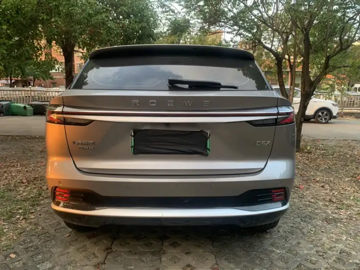 Roewe D5X DMH 2024 Model 135 Ultimate Edition – фото 5